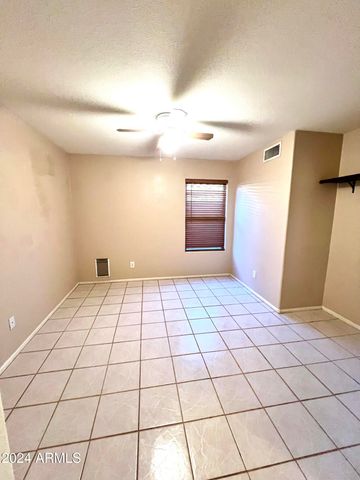 11210 E Pronghorn Avenue, Mesa, AZ 85212