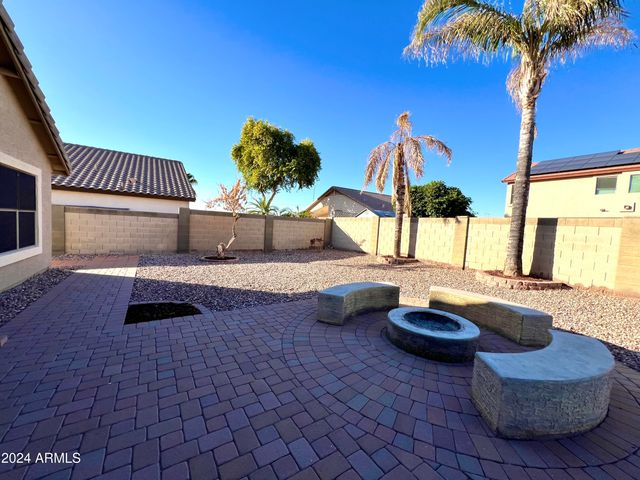 11210 E Pronghorn Avenue, Mesa, AZ 85212