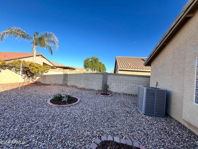 11210 E Pronghorn Avenue, Mesa, AZ 85212