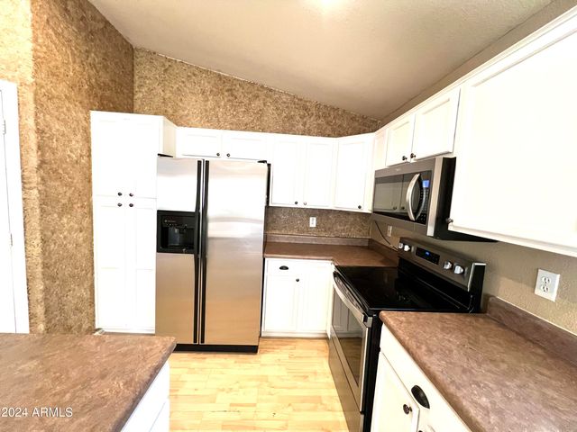 11210 E Pronghorn Avenue, Mesa, AZ 85212