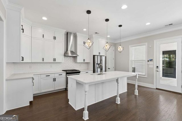 1821 Sanford Drive NW, Atlanta, GA 30318