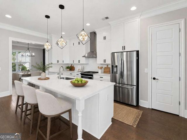 1821 Sanford Drive NW, Atlanta, GA 30318