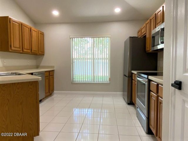 11 Fernmeadow Lane, Ormond Beach, FL 32174