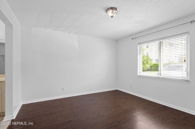 6552 LA MIRADA Drive E 7, Jacksonville, FL 32217