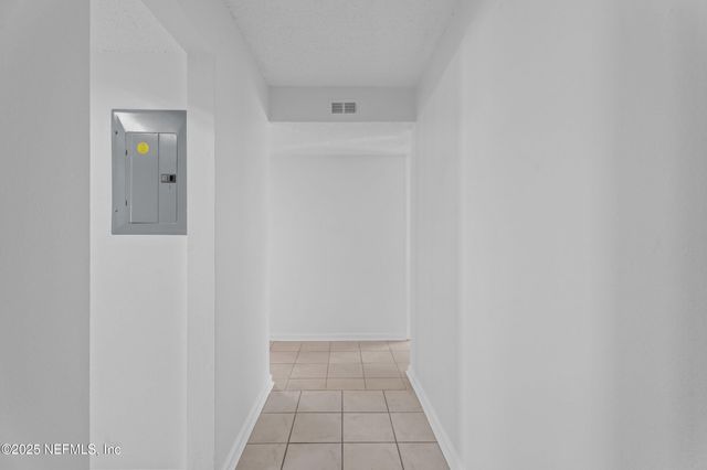 6552 LA MIRADA Drive E 7, Jacksonville, FL 32217