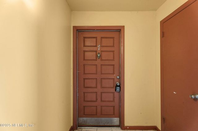 6552 LA MIRADA Drive E 7, Jacksonville, FL 32217