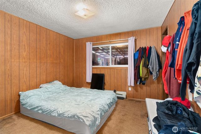 1334 Larch Street, Raymond, WA 98577