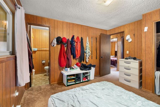 1334 Larch Street, Raymond, WA 98577