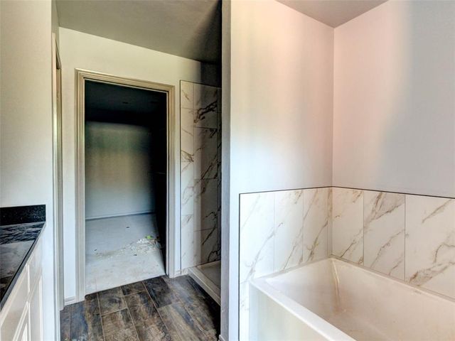 104699 S Secretariat Trail, Mcloud, OK 74851