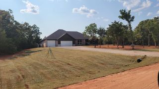 104699 S Secretariat Trail, Mcloud, OK 74851