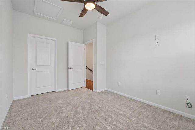 516 Clara LN, Virginia Beach, VA 23451