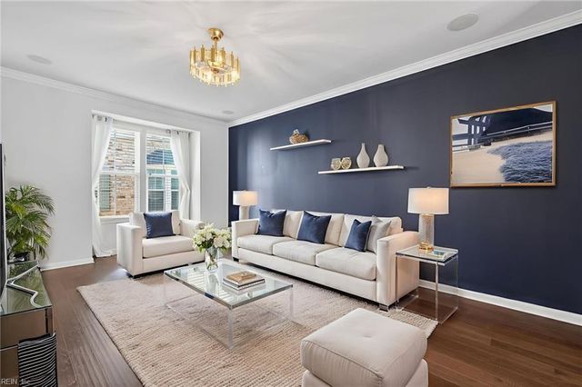 516 Clara LN, Virginia Beach, VA 23451