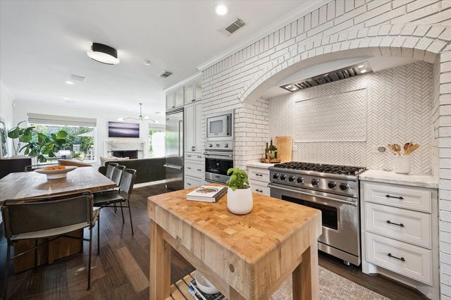 4107 Childress Street, Houston, TX 77005