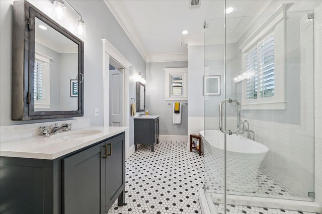 1527 Oxford Street, Houston, TX 77008