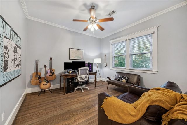 1527 Oxford Street, Houston, TX 77008