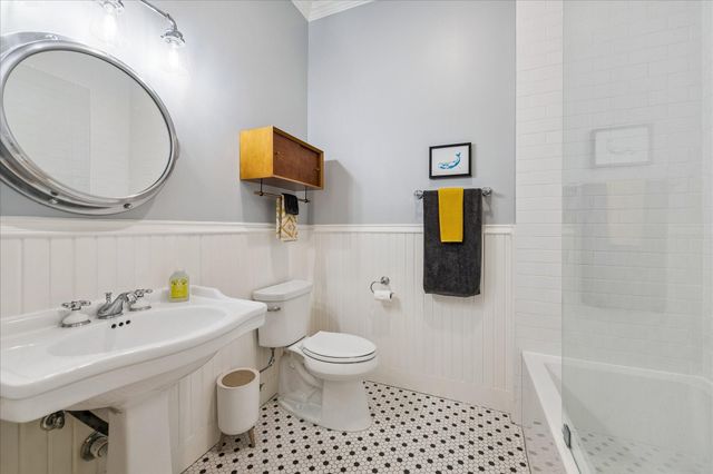 1527 Oxford Street, Houston, TX 77008