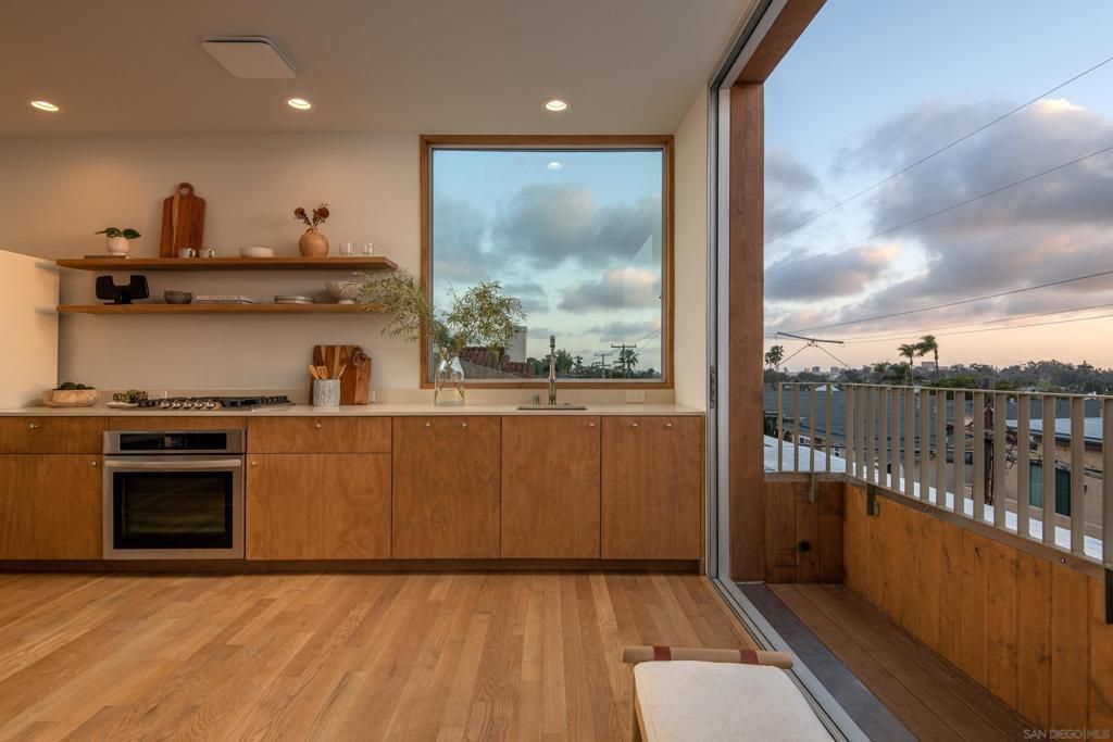 Image 6 of property listing at 3760 62 Pershing Ave, San Diego, CA 92104