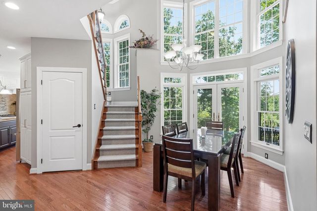 24 WINDING WAY, Mullica Hill, NJ 08062