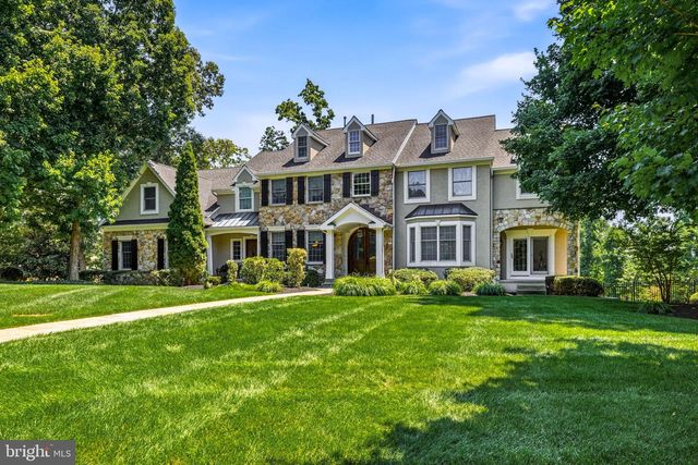 24 WINDING WAY, Mullica Hill, NJ 08062