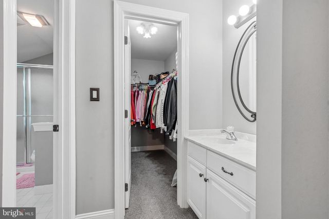 24 WINDING WAY, Mullica Hill, NJ 08062