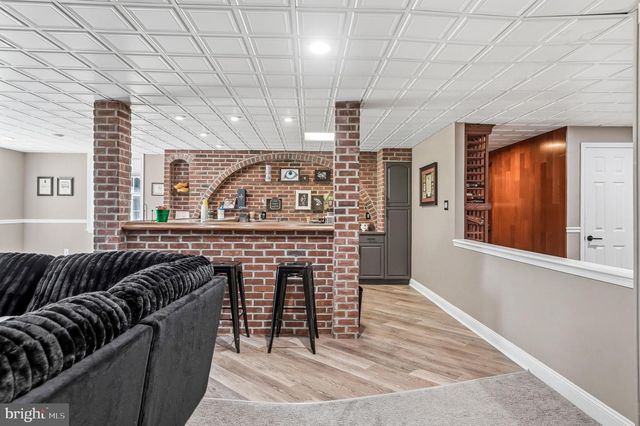 24 WINDING WAY, Mullica Hill, NJ 08062