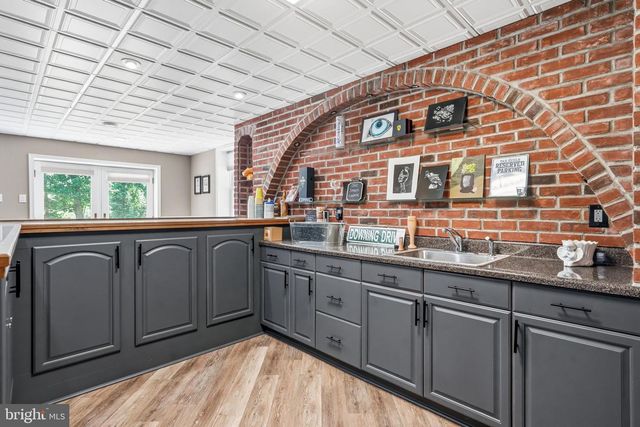 24 WINDING WAY, Mullica Hill, NJ 08062