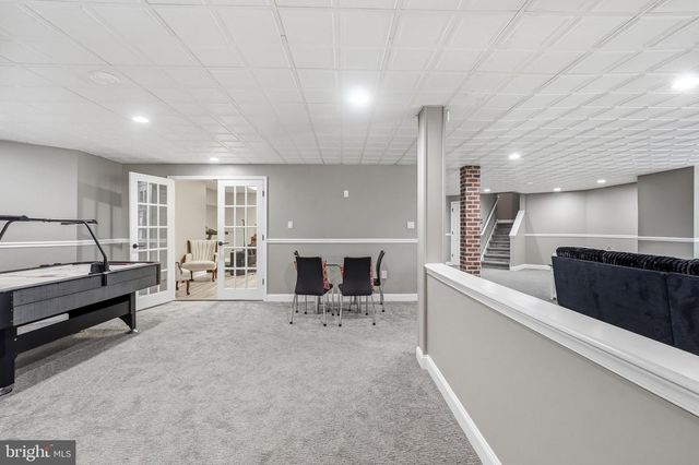 24 WINDING WAY, Mullica Hill, NJ 08062