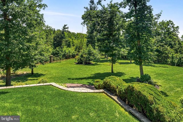 24 WINDING WAY, Mullica Hill, NJ 08062