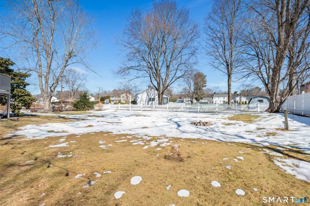 18 Crestwood Trail, East Hartford, CT 06118