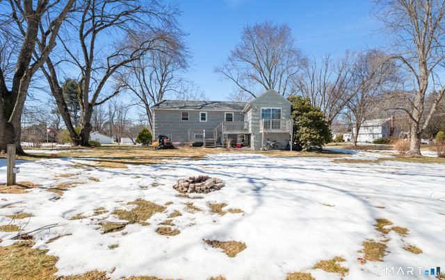 18 Crestwood Trail, East Hartford, CT 06118