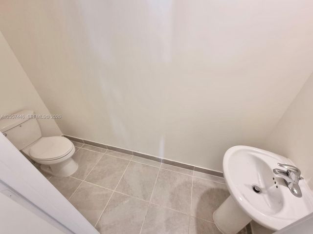 3412 W 114th Ter ., Hialeah, FL 33018