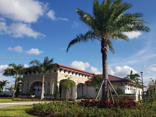 3412 W 114th Ter ., Hialeah, FL 33018