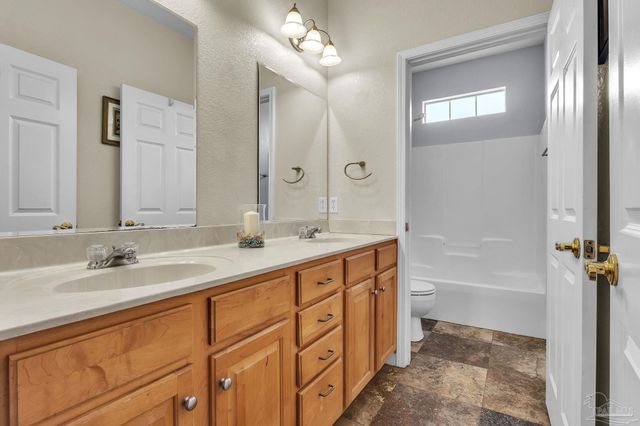 4401 Essex Terrace Cr, Pace, FL 32571