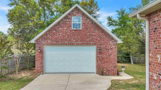 4401 Essex Terrace Cr, Pace, FL 32571