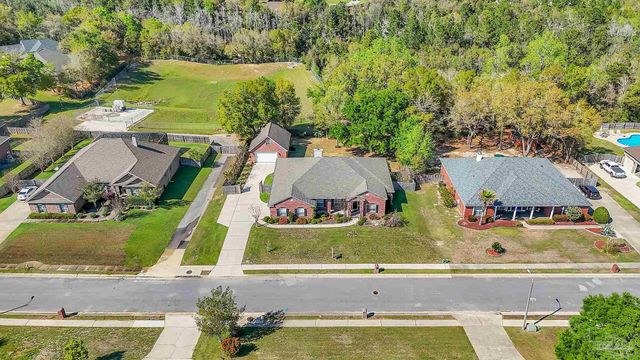 4401 Essex Terrace Cr, Pace, FL 32571