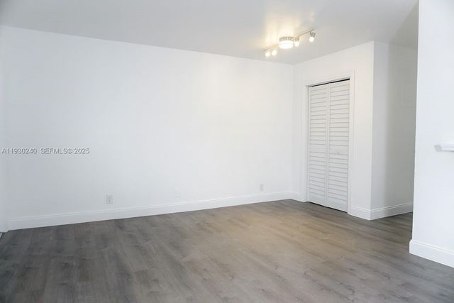 749 SE 15th St 8, Fort Lauderdale, FL 33316