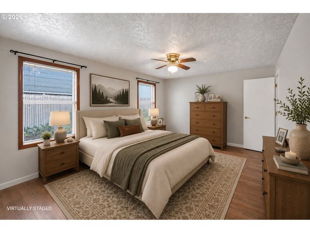 5746 FLAIRSTONE Dr, Salem, OR 97306