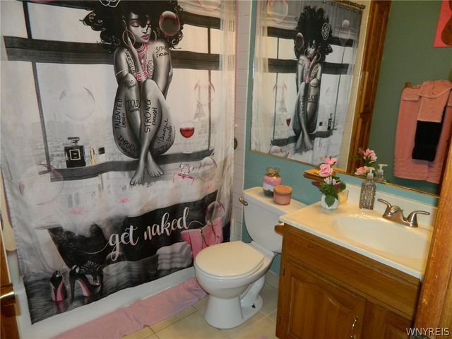 131 Burch Avenue, West Seneca, NY 14210