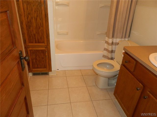 131 Burch Avenue, West Seneca, NY 14210