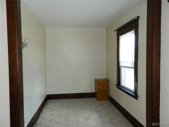 131 Burch Avenue, West Seneca, NY 14210