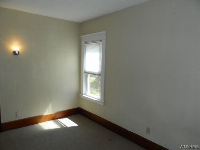131 Burch Avenue, West Seneca, NY 14210