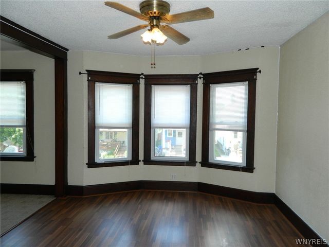 131 Burch Avenue, West Seneca, NY 14210