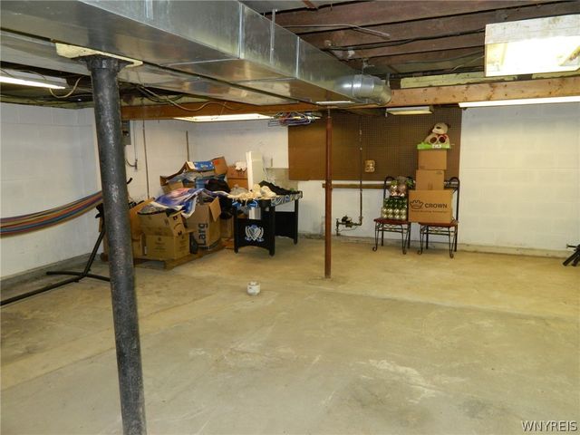 131 Burch Avenue, West Seneca, NY 14210