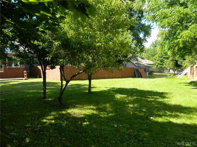 131 Burch Avenue, West Seneca, NY 14210