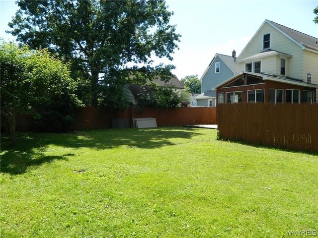 131 Burch Avenue, West Seneca, NY 14210
