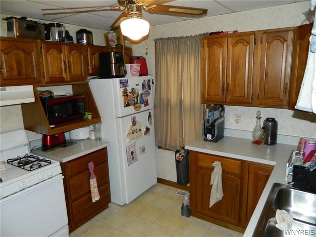 131 Burch Avenue, West Seneca, NY 14210