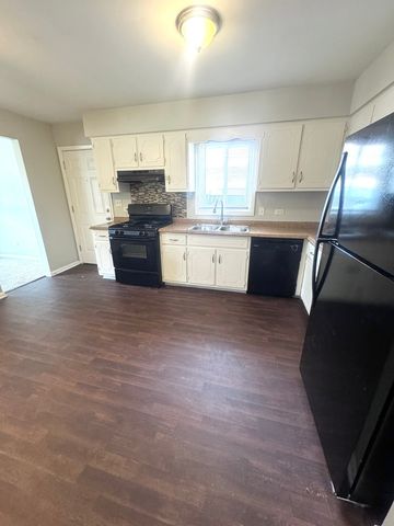 283 Luella Avenue, Calumet City, IL 60409