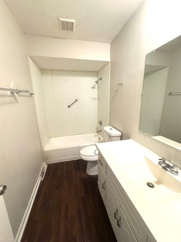 283 Luella Avenue, Calumet City, IL 60409