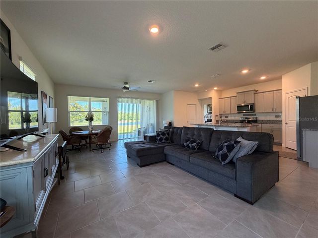 85 HUNTINGTON PLACE, Ormond Beach, FL 32174