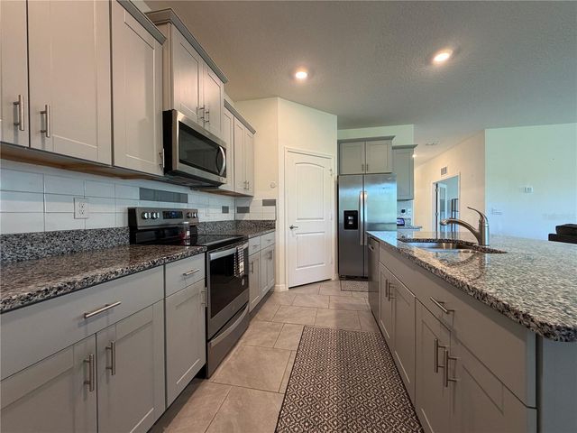 85 HUNTINGTON PLACE, Ormond Beach, FL 32174